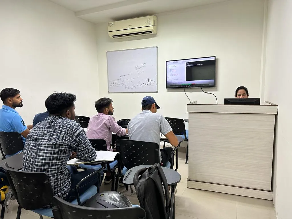 DUCAT - Gurgaon photo 2