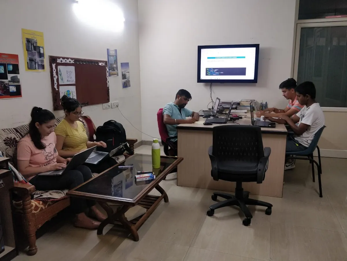 Blazingminds Learning centre photo 2