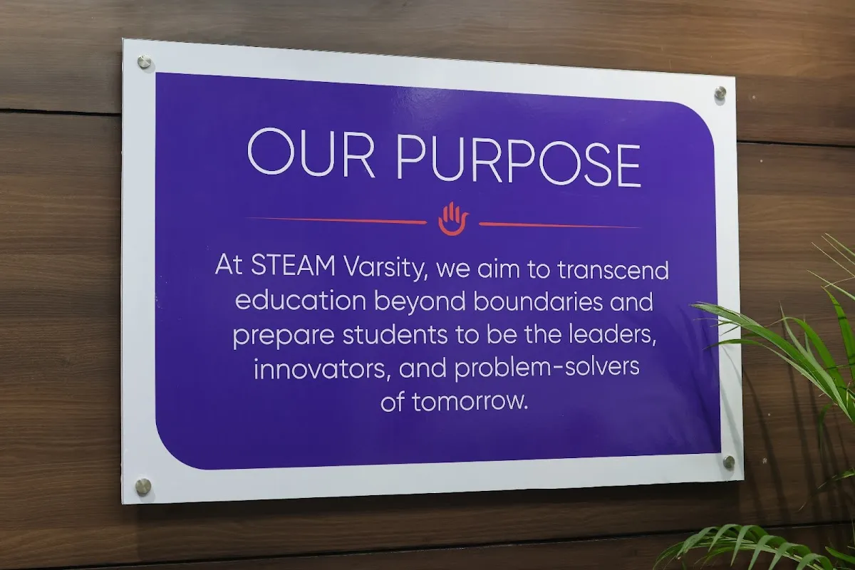 STEAM Varsity Makerspace photo 5