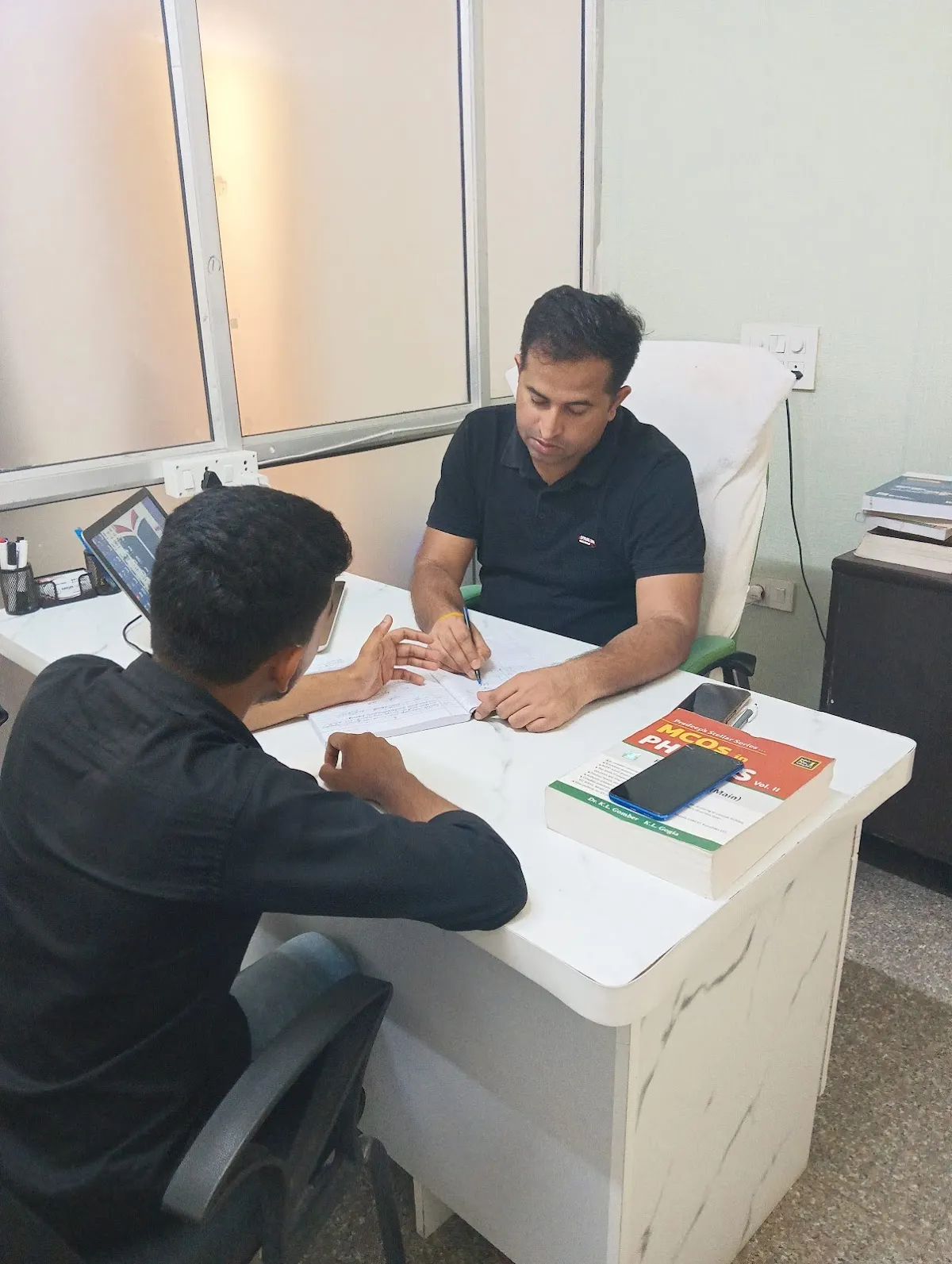 Ranjan Classes for NEET,IIT -JEE & BOARDS | Physics | Chemistry | biology | Maths coaching in Gurgoan photo 5