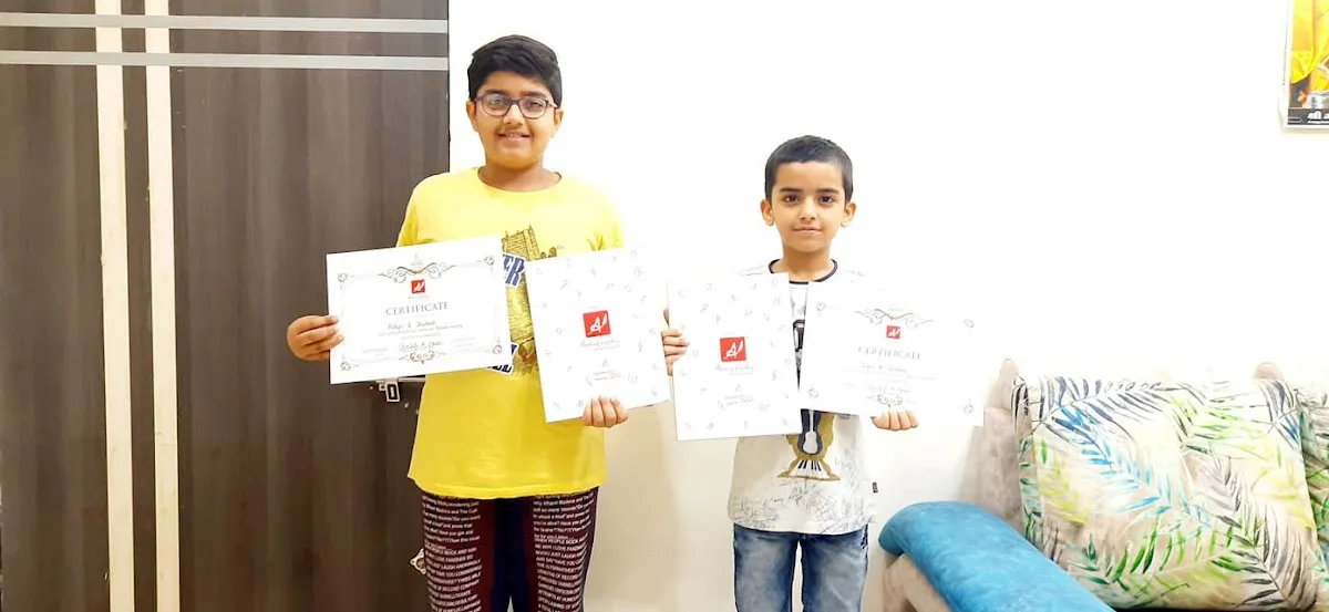 Autography Handwriting Classes By Ms.Poonam photo 5