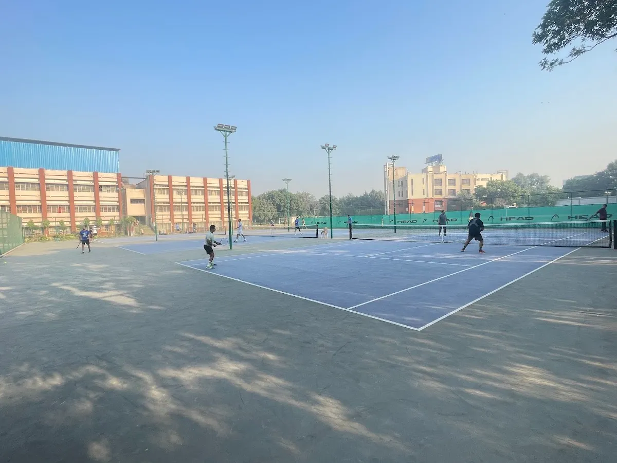 Bharat Tennis Academy DPSG Palam Vihar photo 6