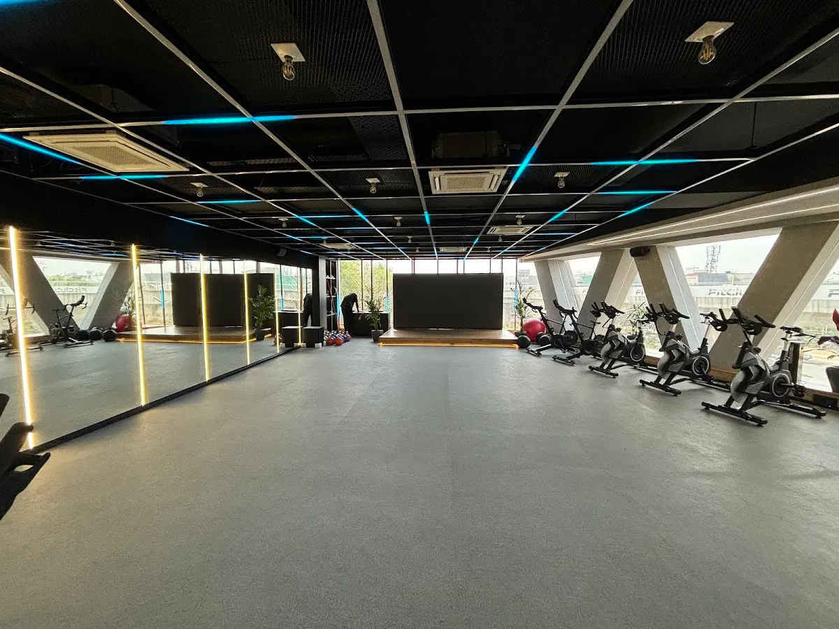 Fitclub - Golf Course Road photo 3