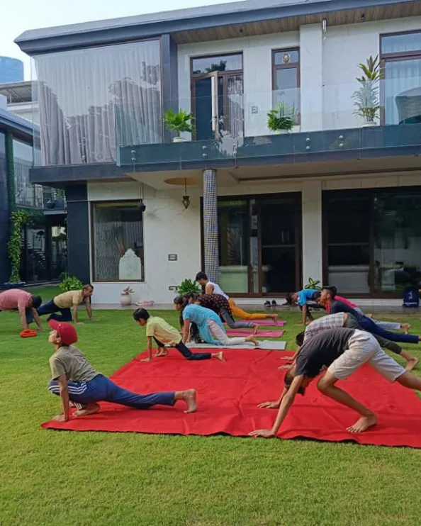 WE4FOUNDATION photo 3