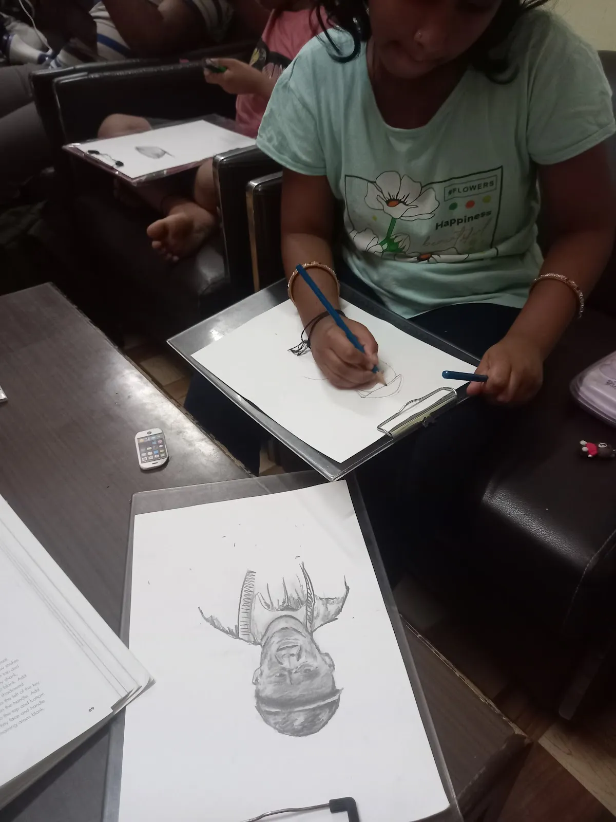 Best kids pencil sketch class photo 2