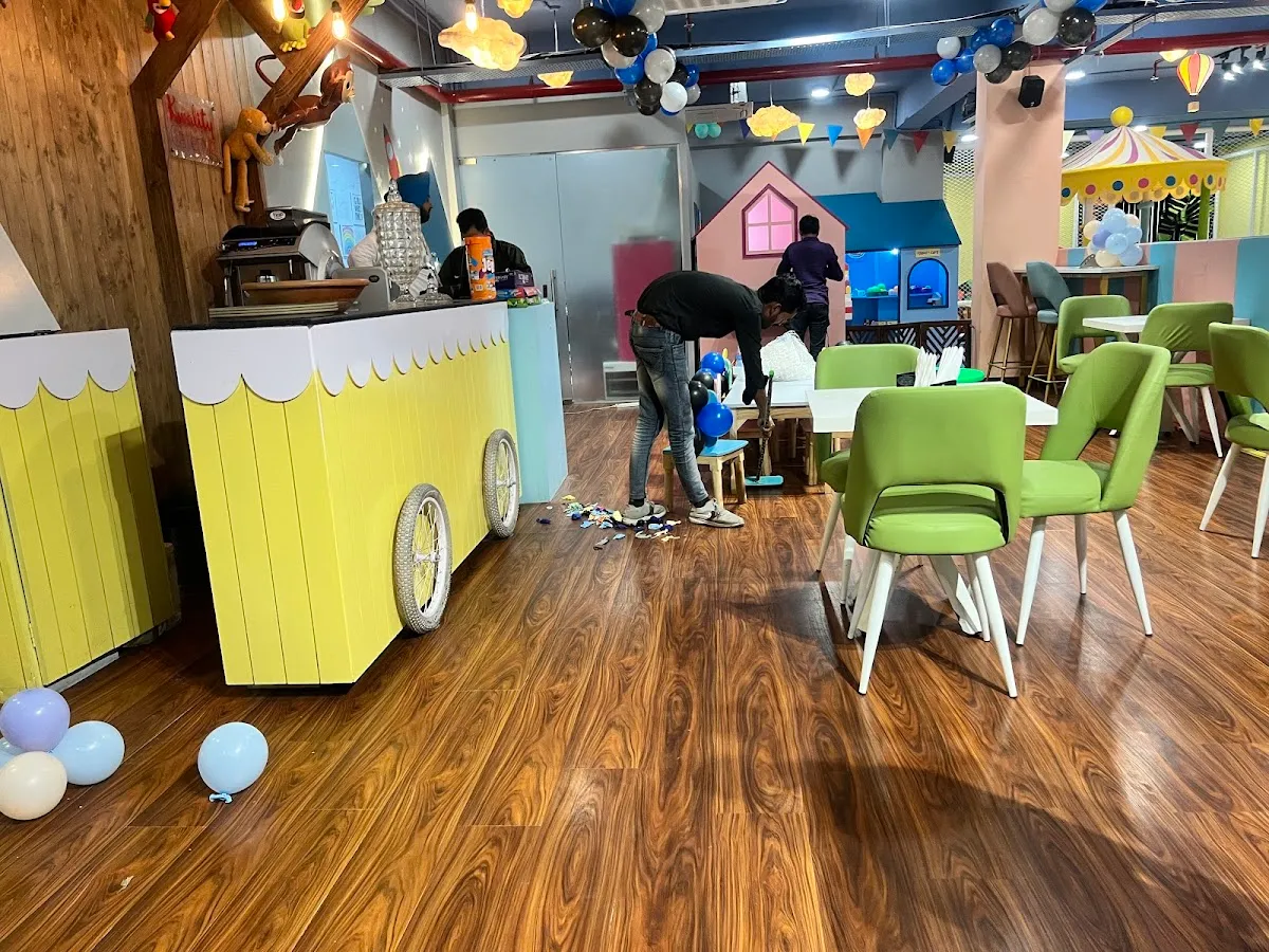 Tooney Tales photo 2