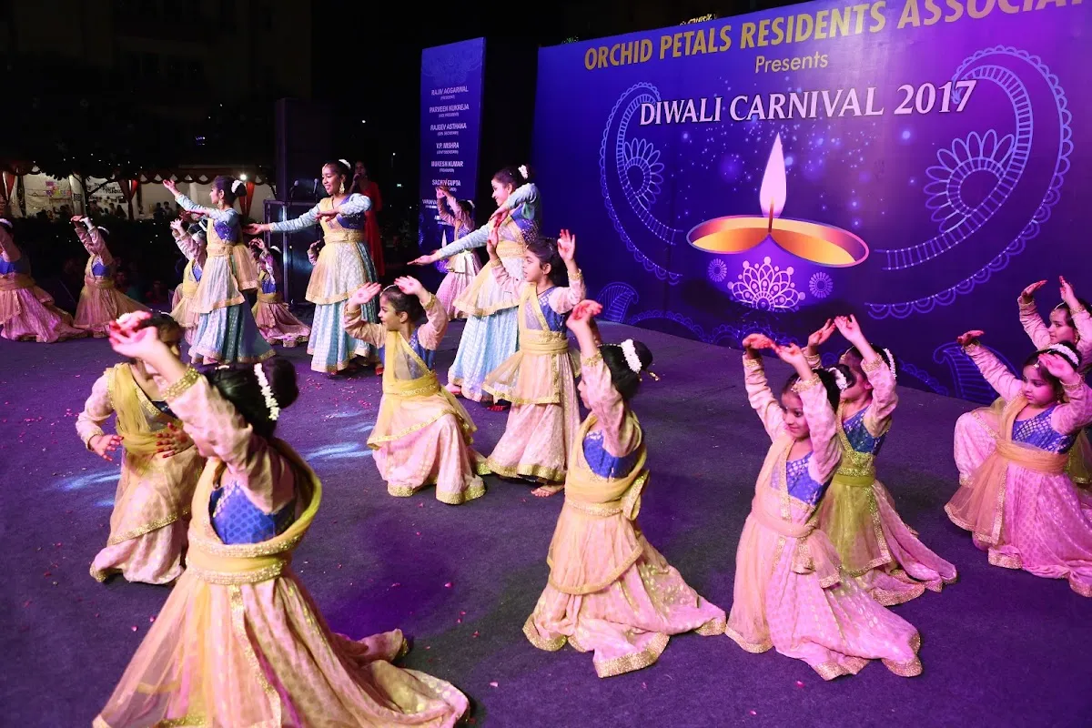 Kal-Aakaar Collective photo 4