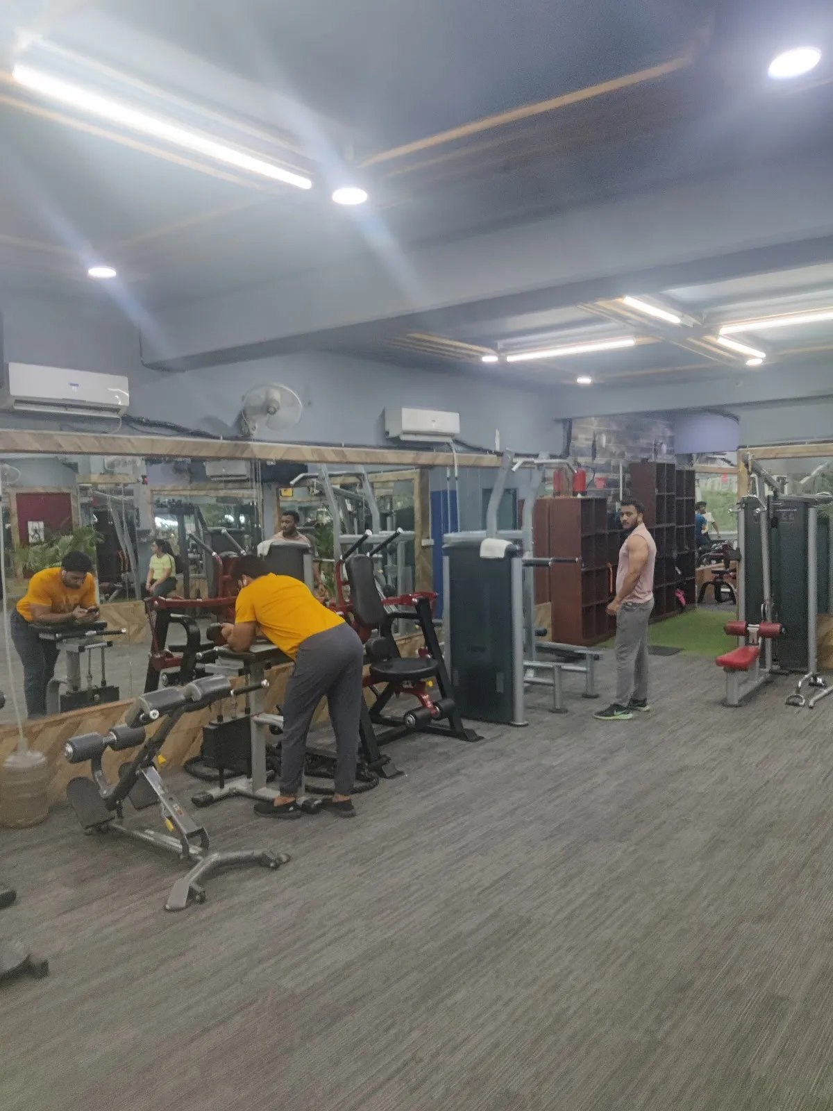 Curl Fitness Gym photo 5