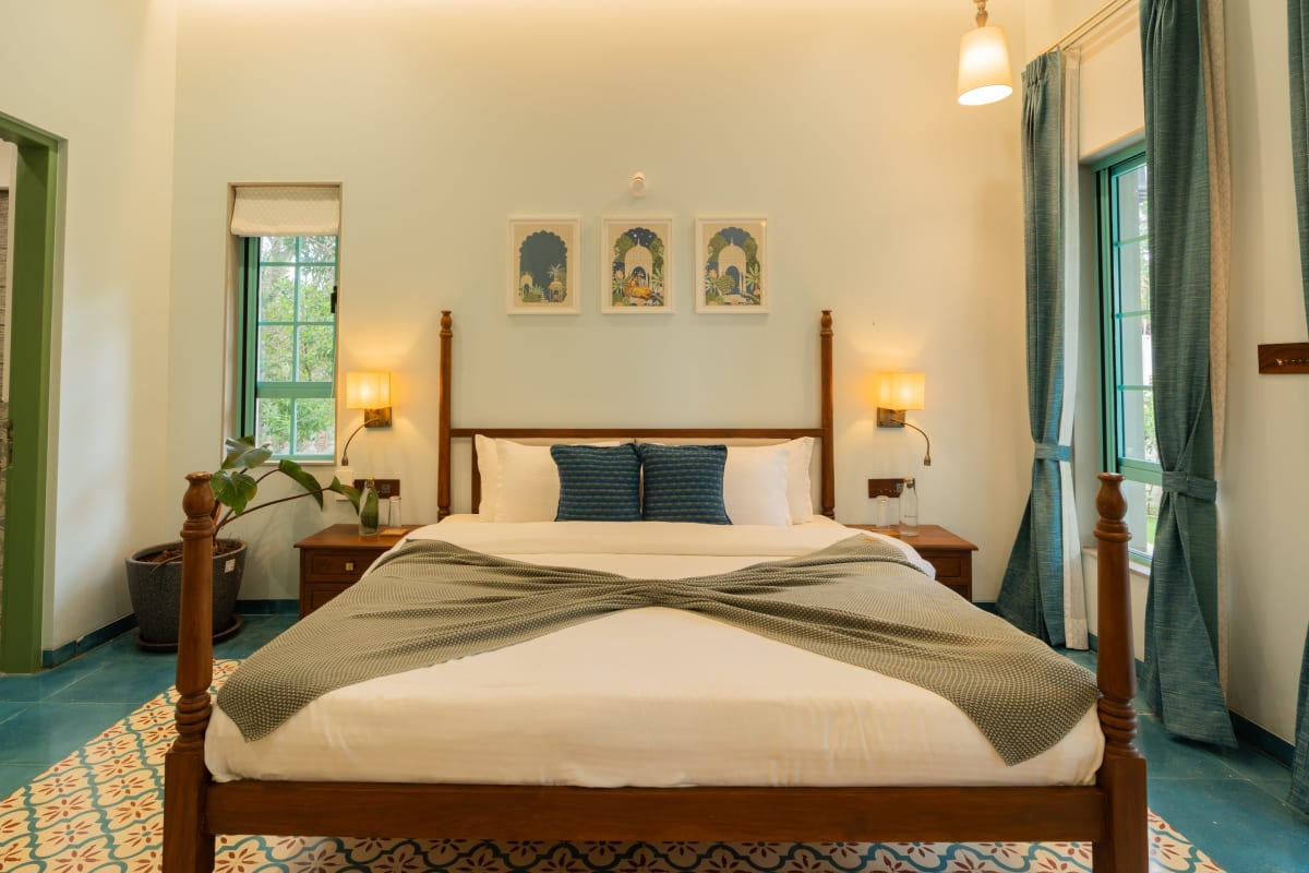 Villa Frienders | Indo-Portuguese 5-BHK Villa With Private Pool & Lift Near Popular Beaches