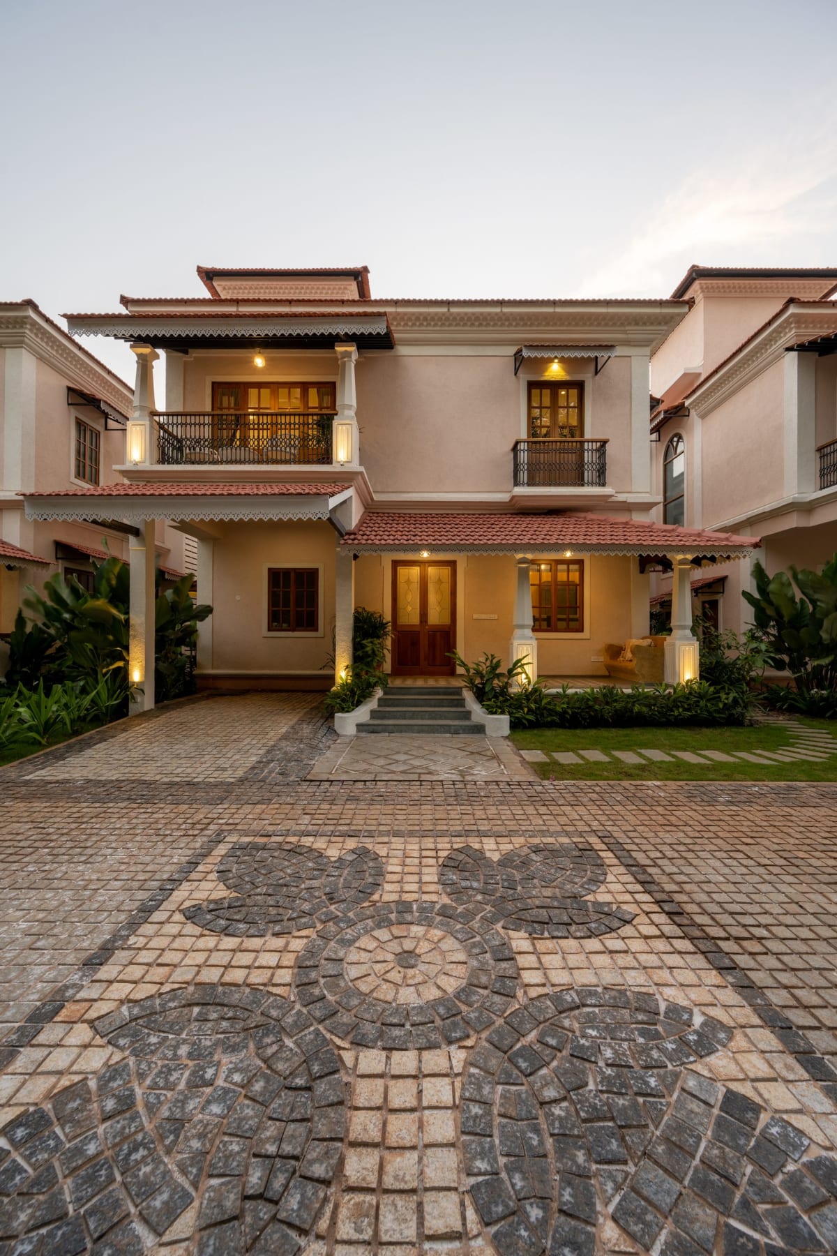 Panache | 3-BHK | Pvt Pool | Garden | Bar
