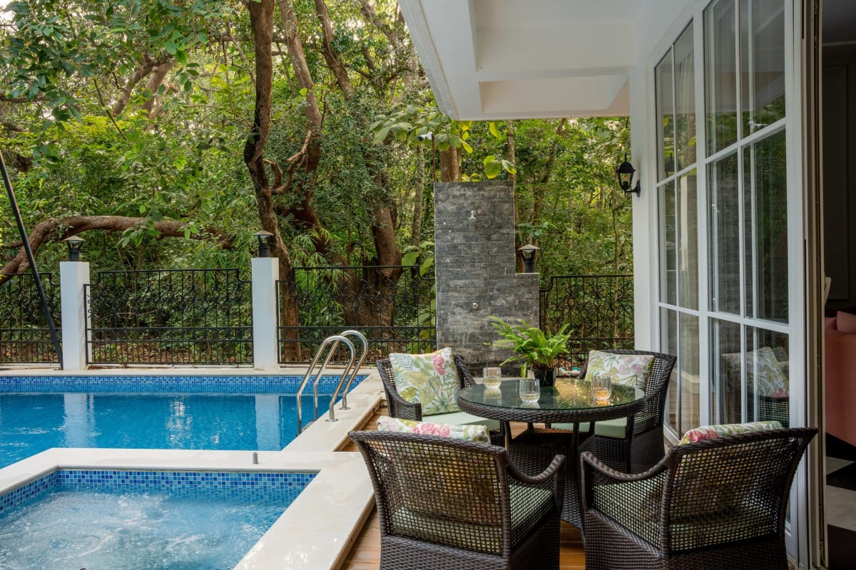 Suntuarios Casa Ikkebana | 4-BHK | Pvt Pool | Jacuzzi | Bar