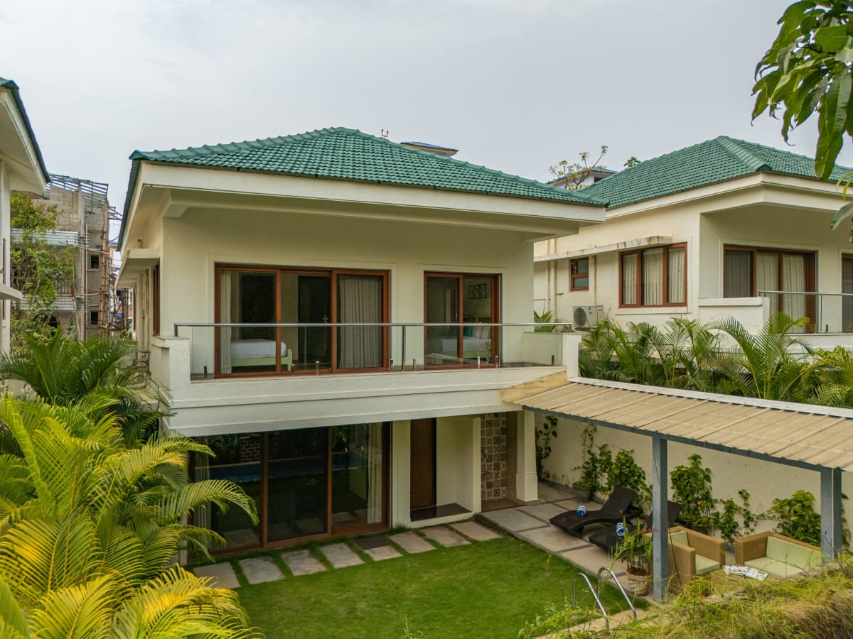 Villa Judiline | Elegant Pet-friendly 3-BHK Villa With Pvt Pool, Indoor Bar & Outdoor Sitting