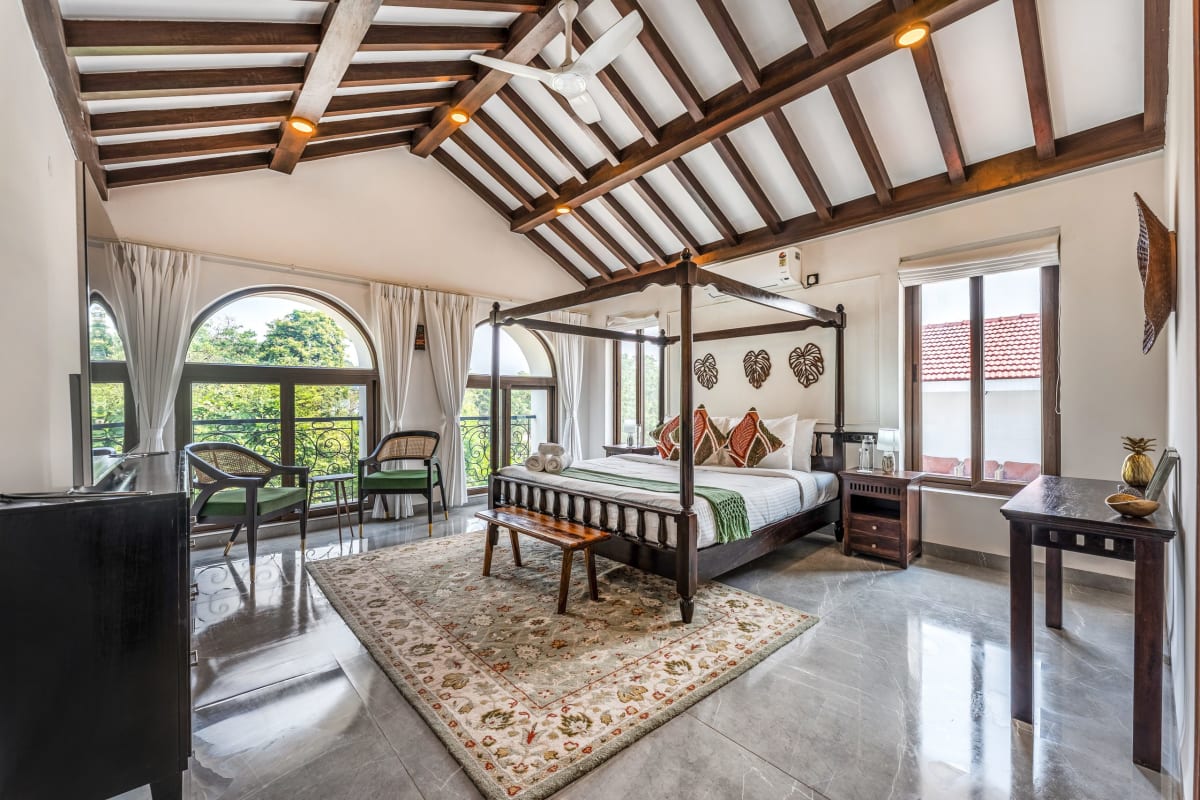 Casa Del Mundo | Luxe Pet-friendly 4-BHK Villa With Pvt Pool, Bar, Lift & Scenic Hill Vistas preview 3