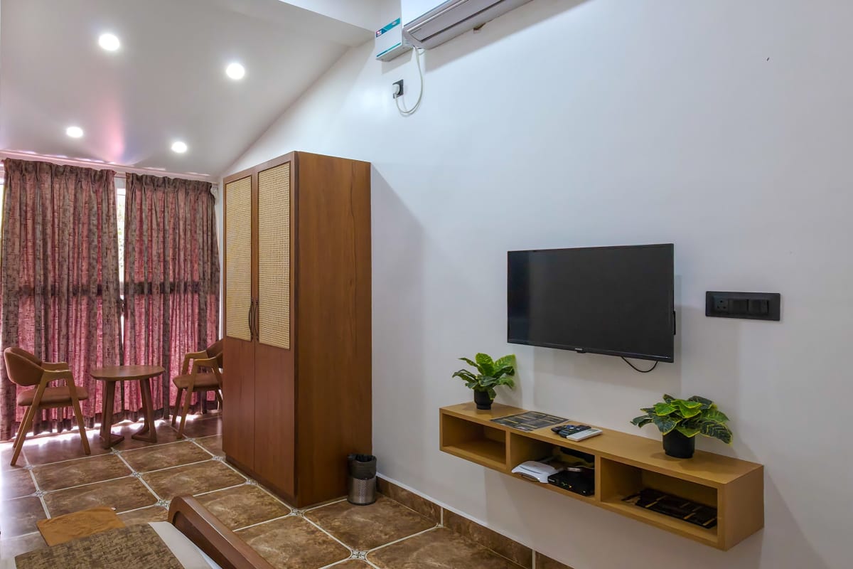 Villa Plume | 4-BHK Pet-Friendly Villa with Private Pool and Sit Out | Near Calangute Beach preview 3