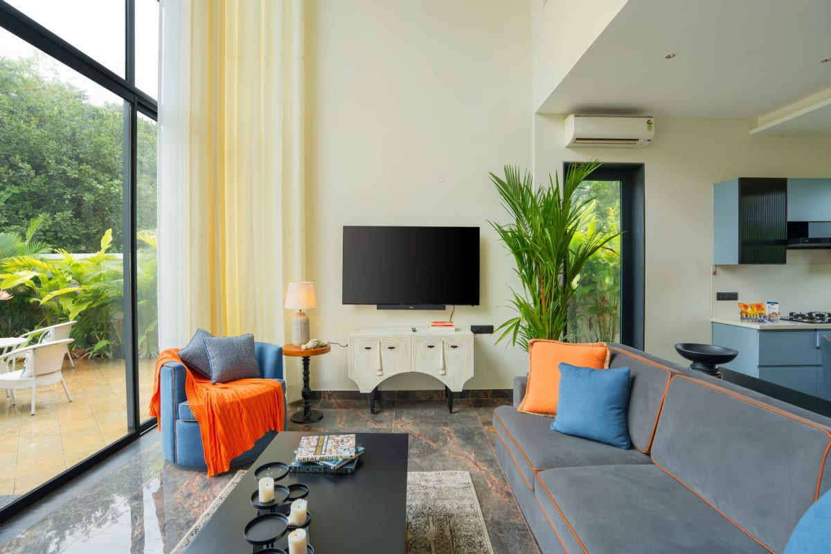 PUro Sol | 3-BHK Villa In a Gated Complex With Private Pool & Bathtub | Near Popular Beaches preview 3