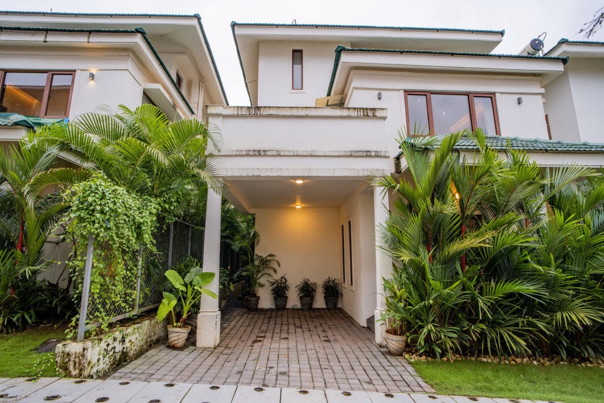 Villa Anasa | 4-BHK | Pvt Pool | Garden | Outdoor Sitting Area preview 3