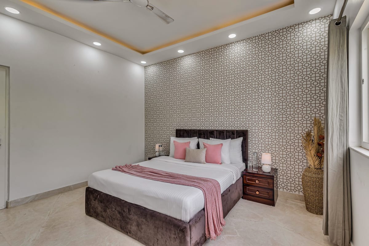 Lush Villa | 6-BHK Pet-Friendly Villa with Pool, Jacuzzi, Gazebo & Garden | 20 Kms Near Igatpuri Hill Station preview 4