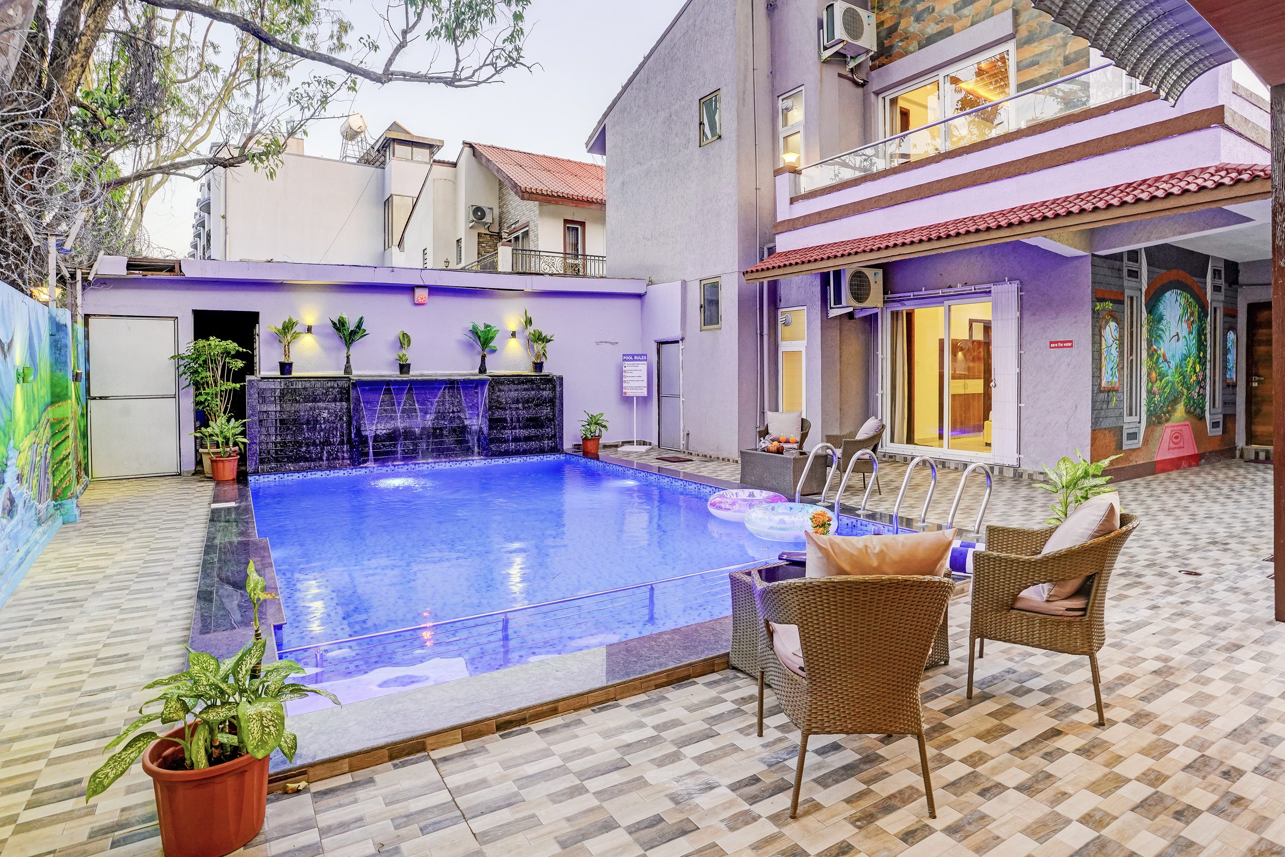 Nest terrace and lounge
