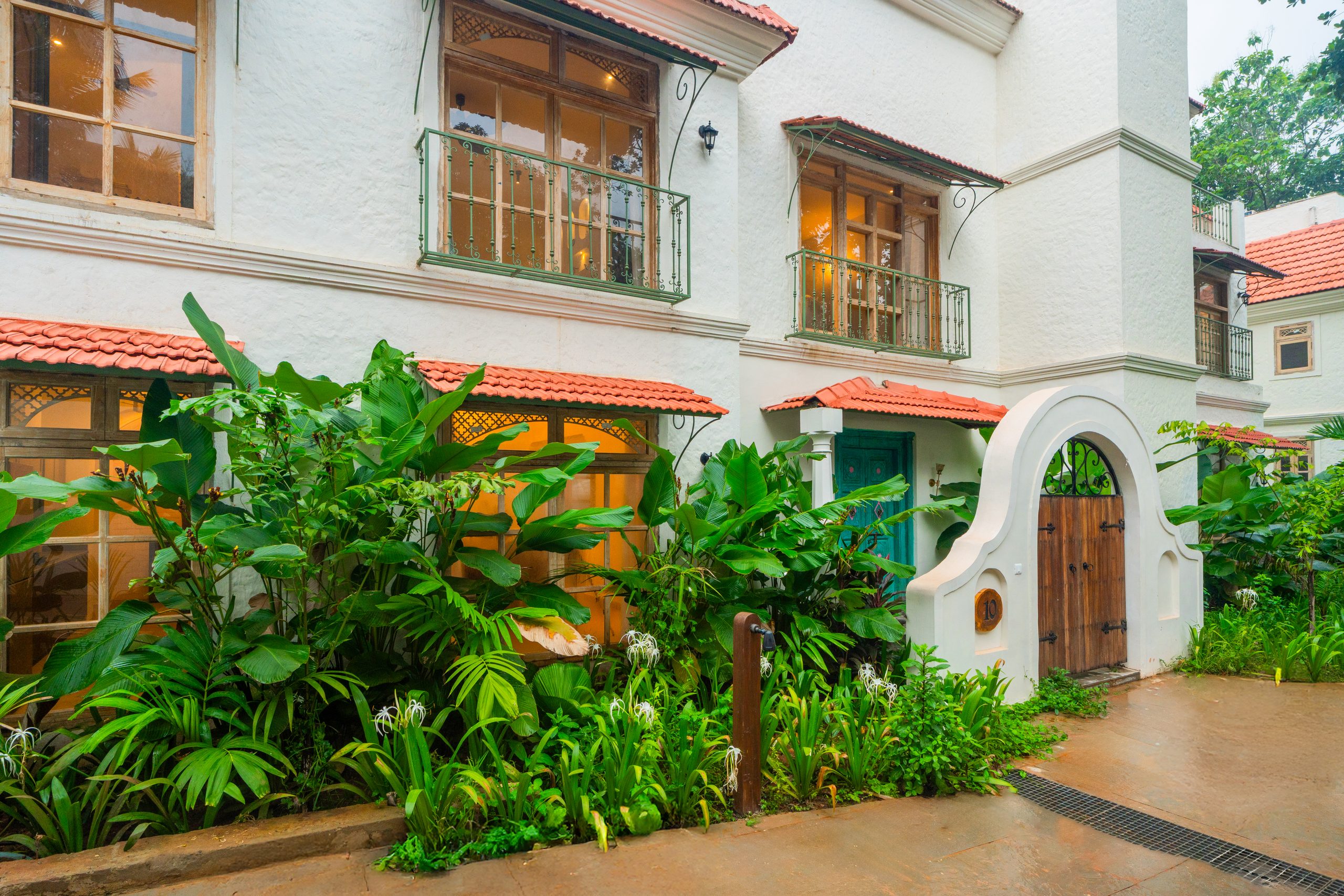 Luxury villa Goa with private pool in North Goa