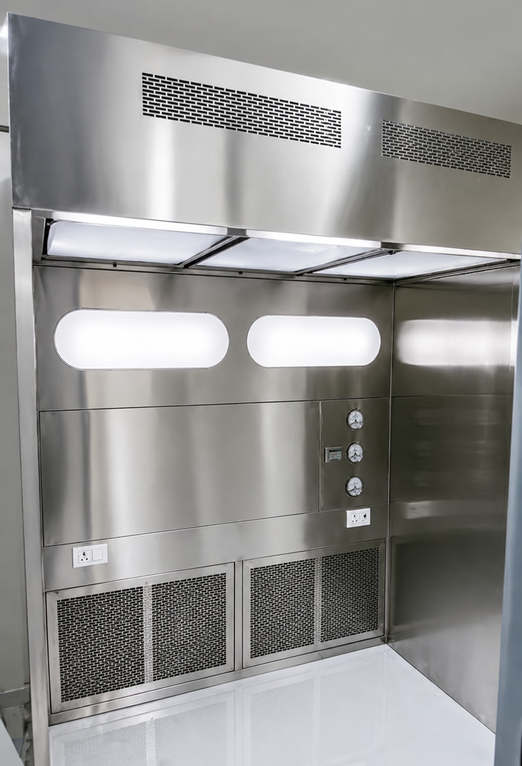 Reverse Laminar Air Flow manufacturer India | VayuClean Technologies