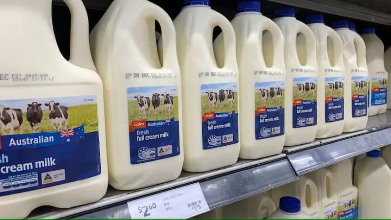 Coles wants to buy two factories in Victoria and NSW to sure up its fresh milk supply.