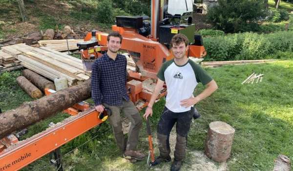 Une scierie mobile liégeoise