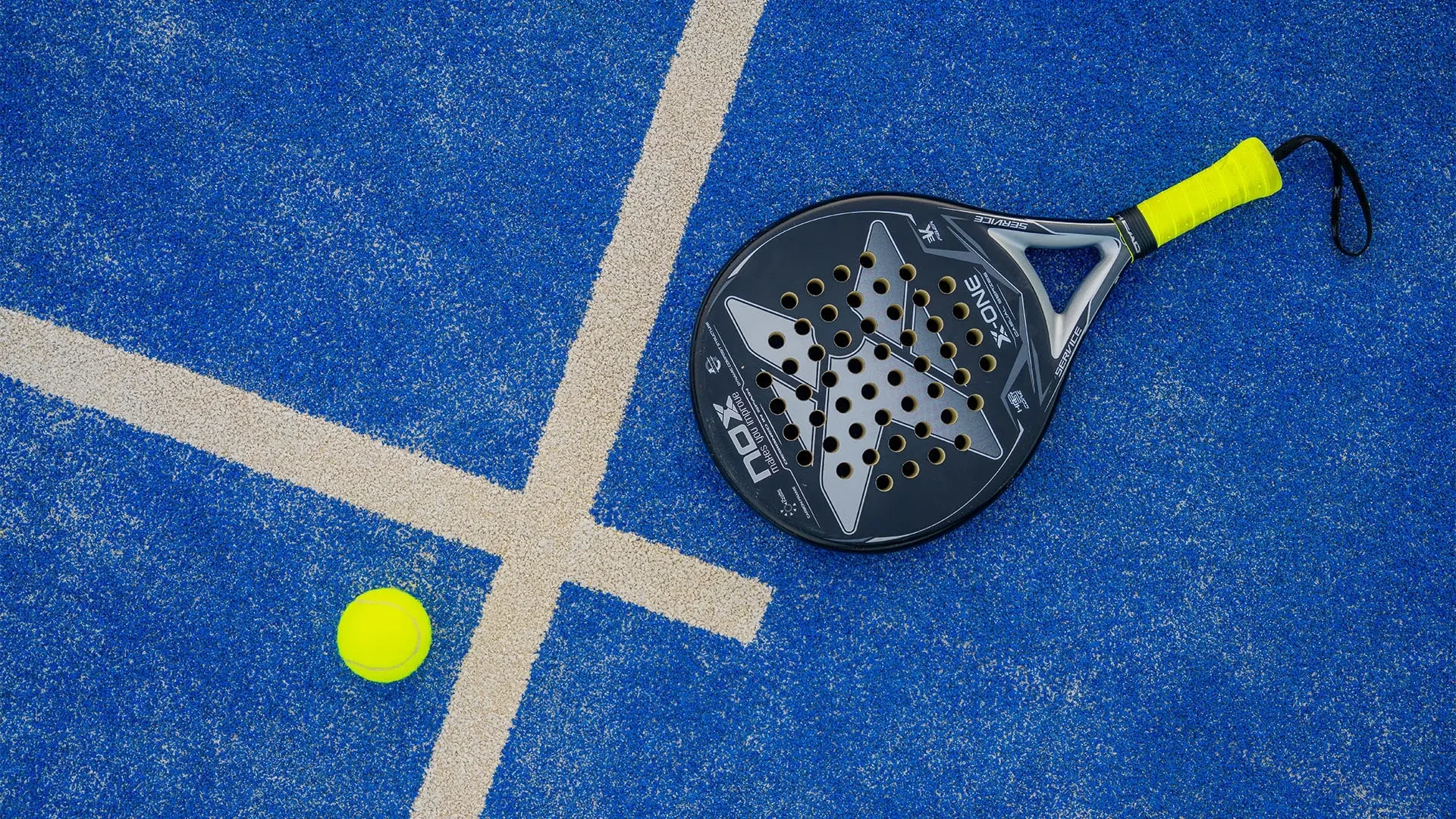 A Sky Padel bat and ball.