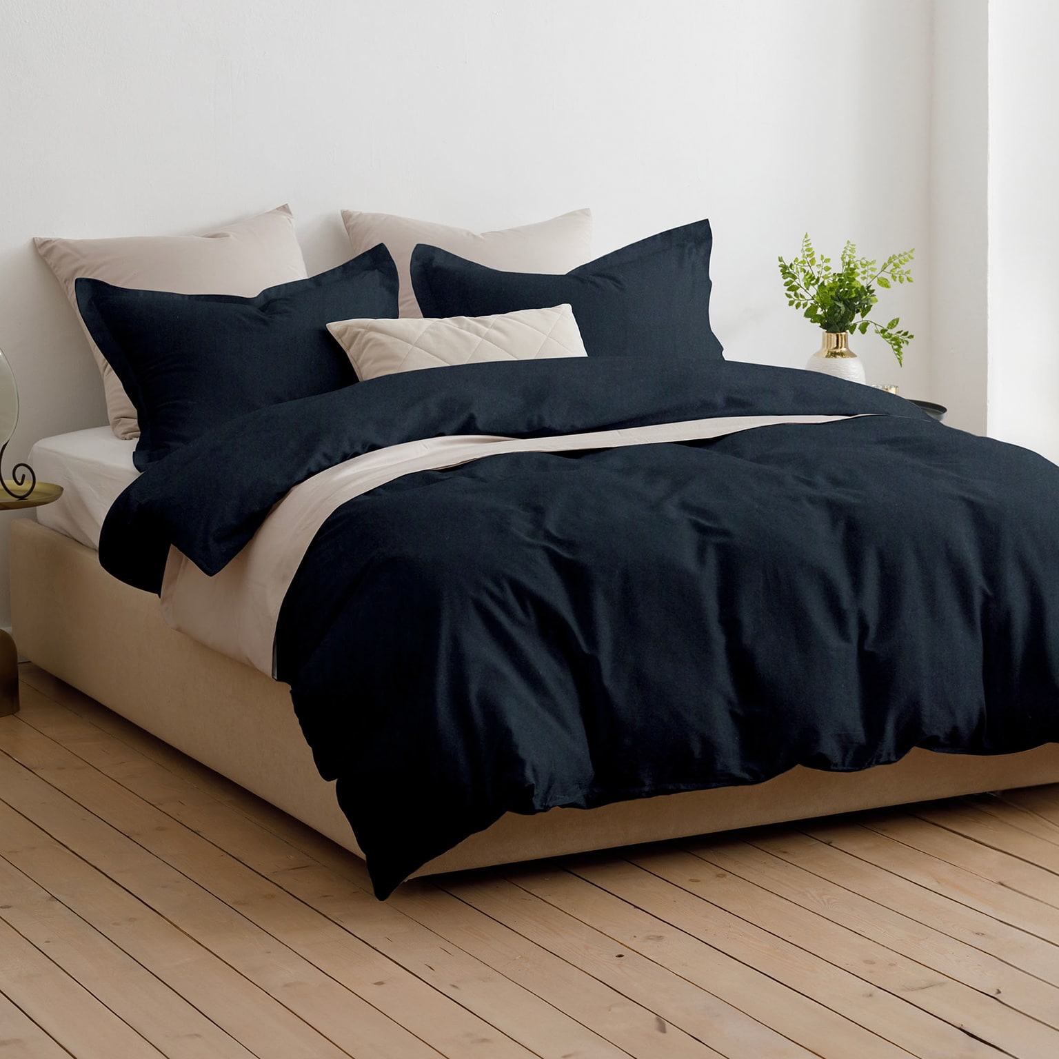Turiform-bedlinen-blue-04.jpg