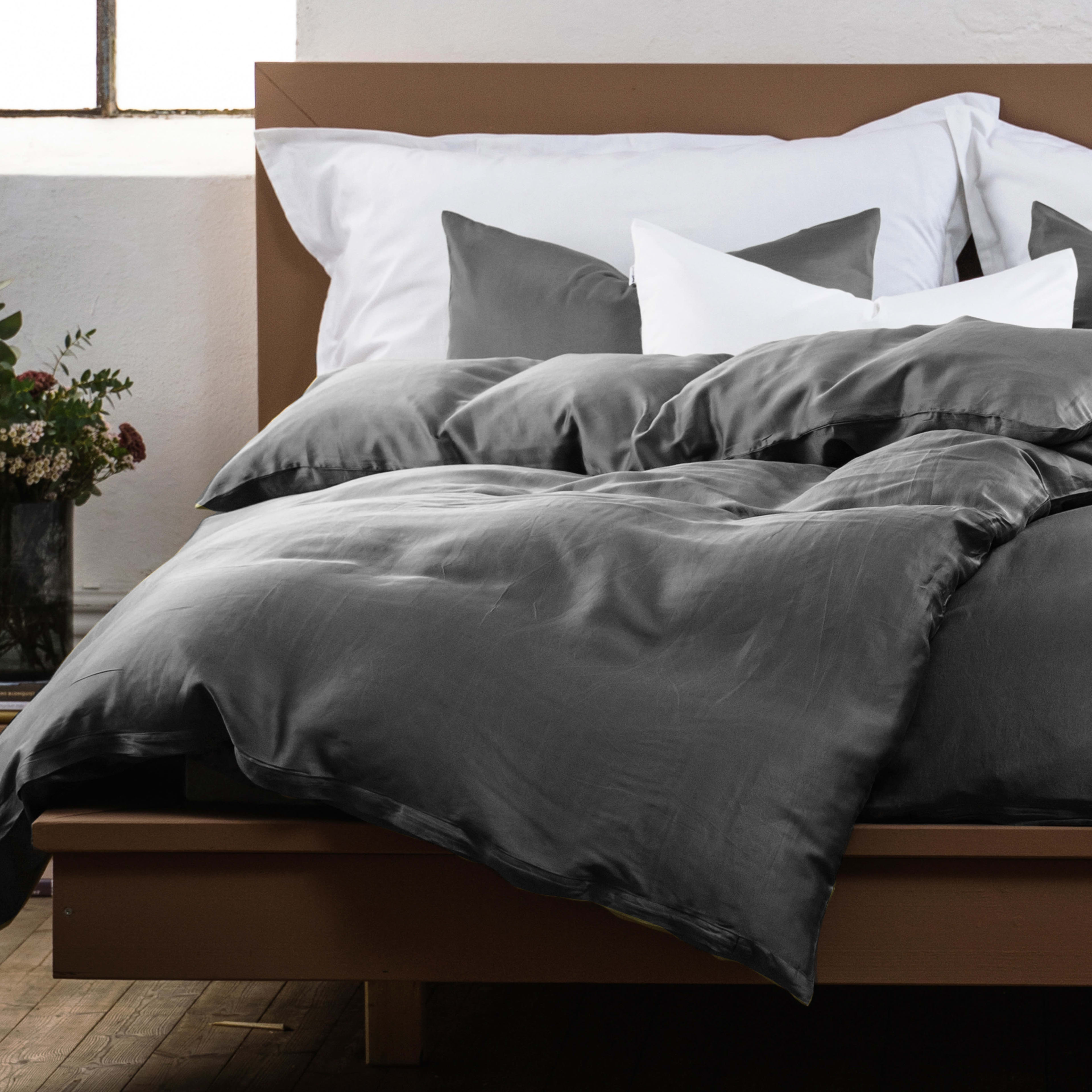 enjoy-gray_1.jpg