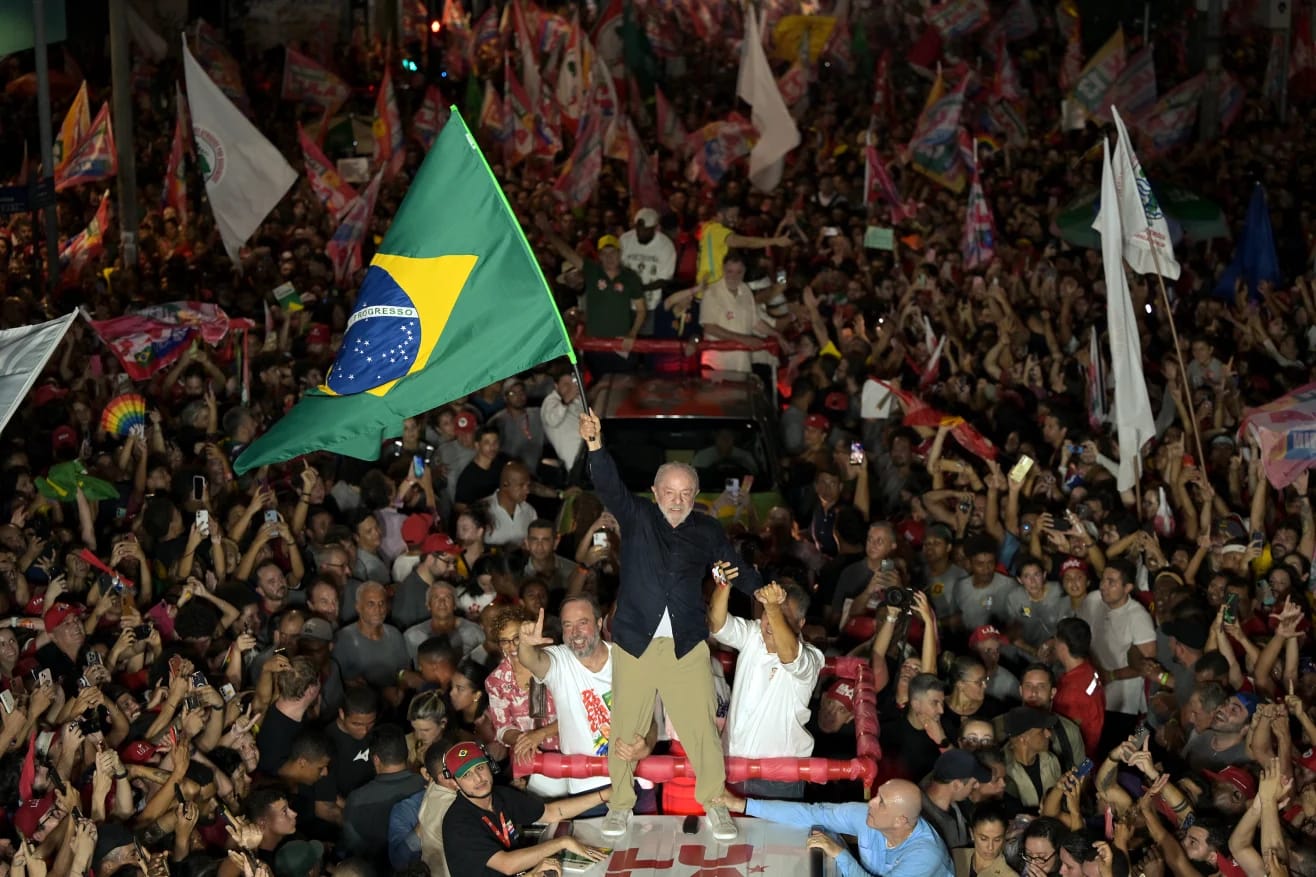 Brazilian President Lula Wins Fourth Term After Defeating Flávio Bolsonaro