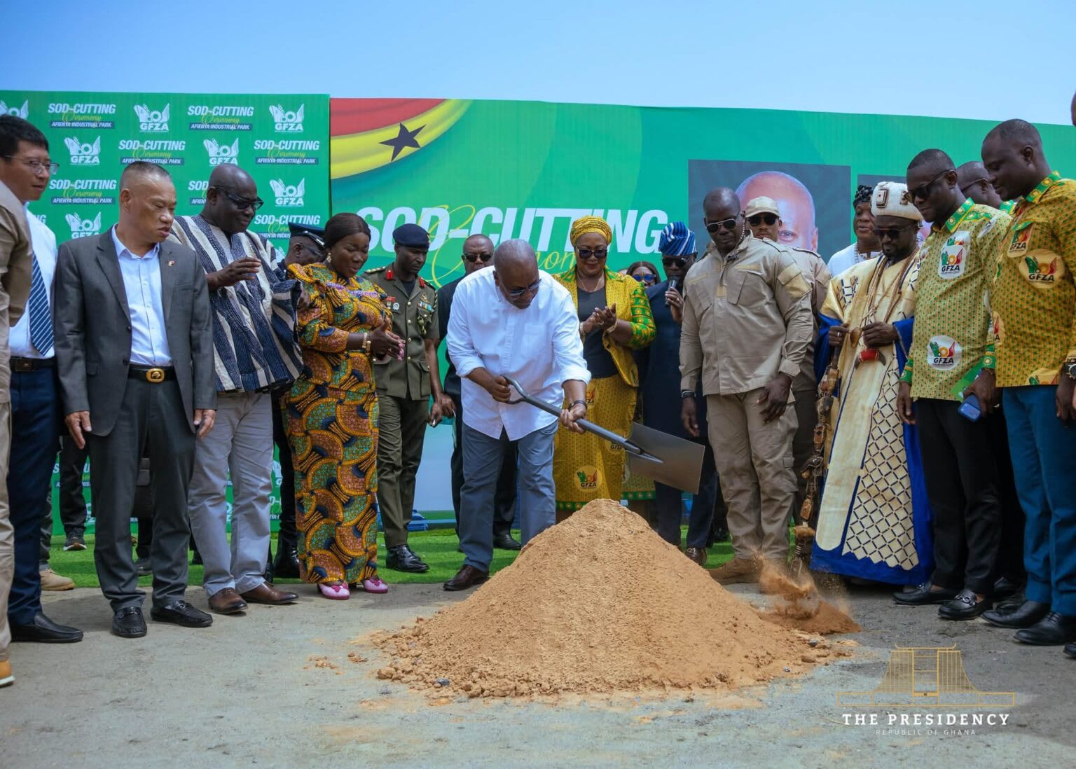 Mahama Breaks Ground for 1,238 acre Afienya Industrial Park