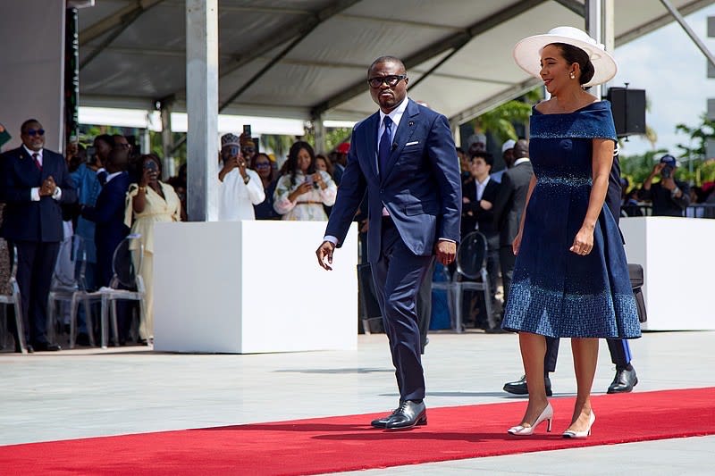 Former Finance Minister Sworn In as Benin President After Landslide Victory