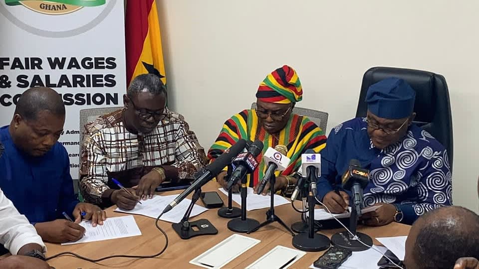 Government, Teacher Unions Reach Agreement on Conditions of Service