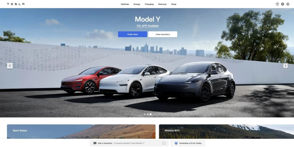 clean website design - Tesla