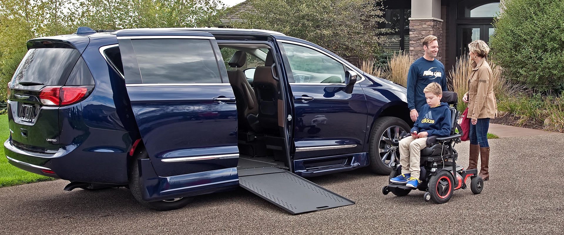 Chrysler Pacifica Wheelchair Vans For Sale Rollx Vans