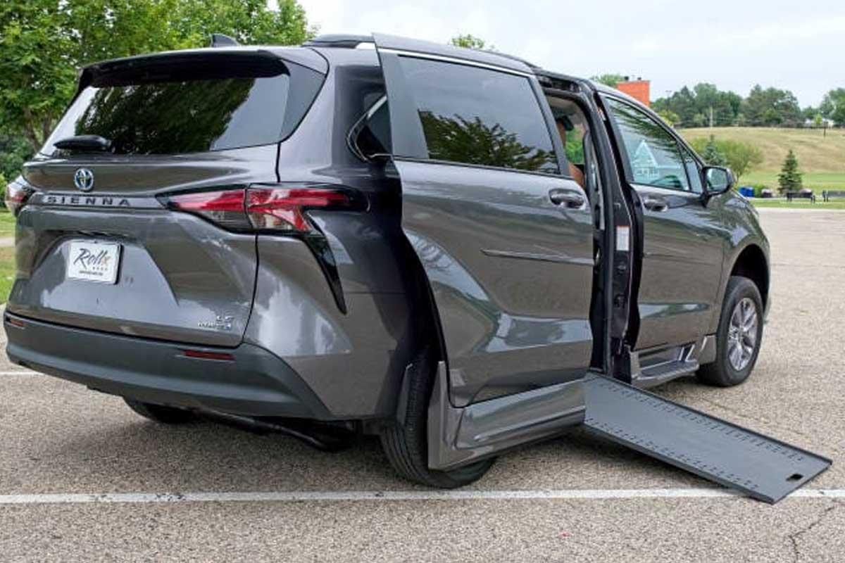 how to choose the right wheelchair van