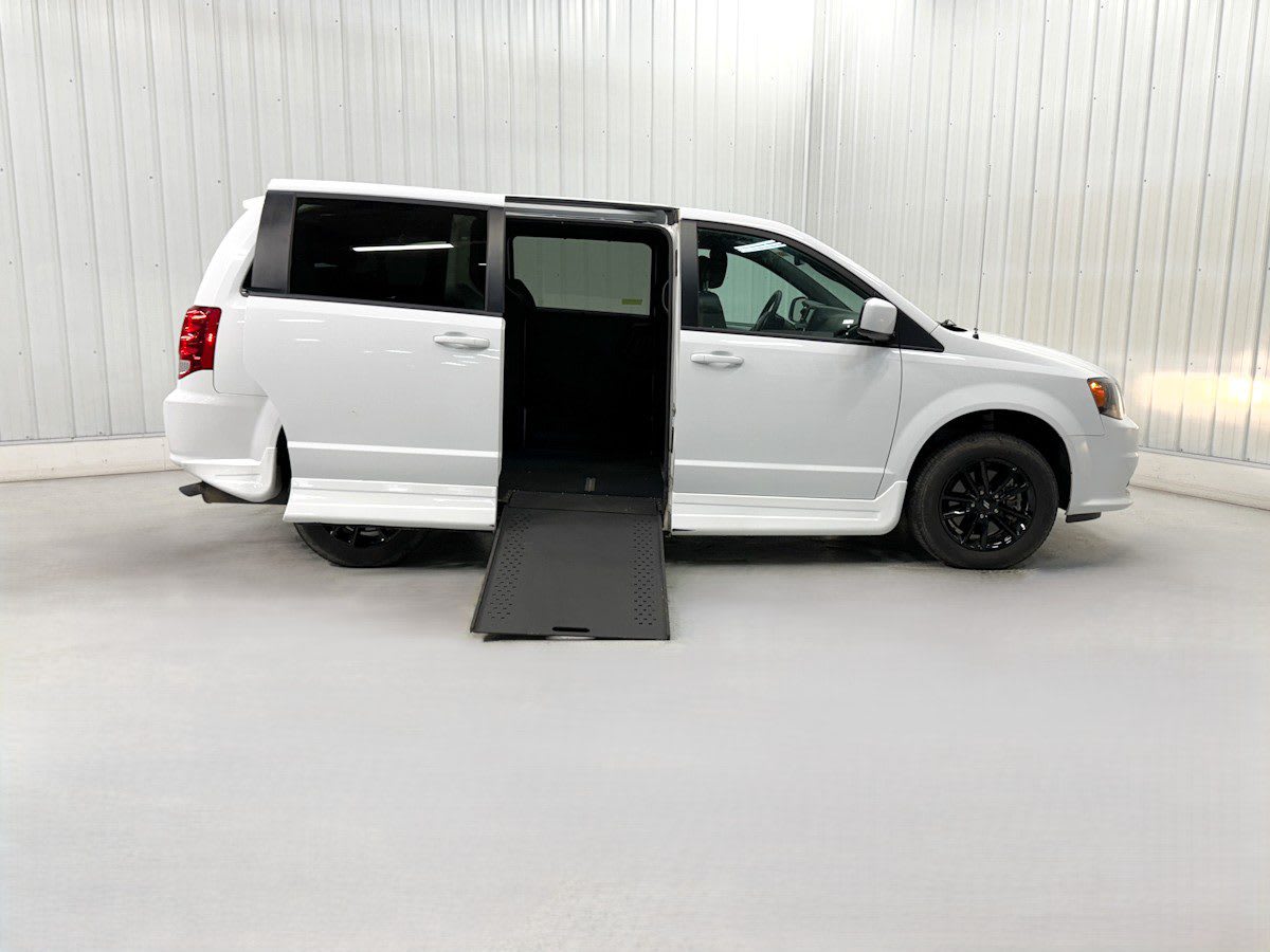 2019 Dodge Grand Caravan GT (Fleet)'s photo