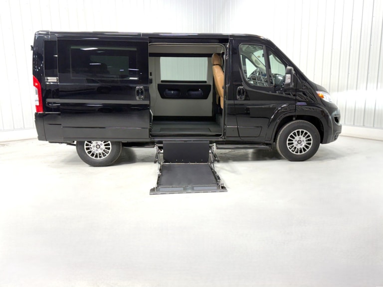 RAM PROMASTER 1500 LRRWHB