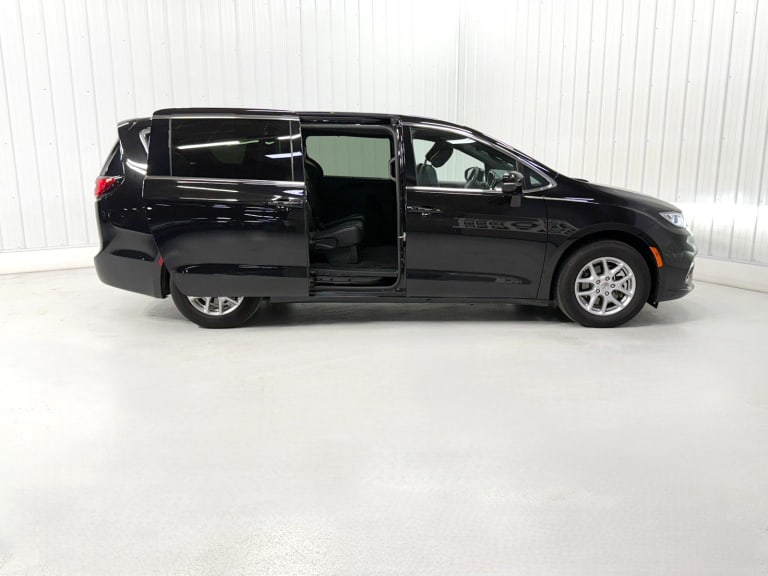 CHRYSLER PACIFICA SELECT