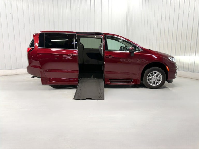 CHRYSLER PACIFICA TOURING L