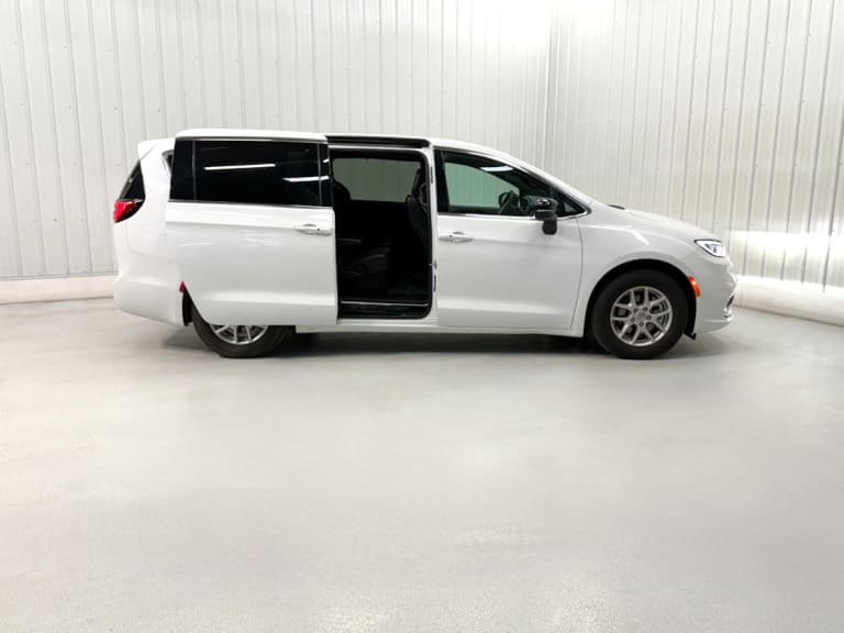 CHRYSLER PACIFICA SELECT