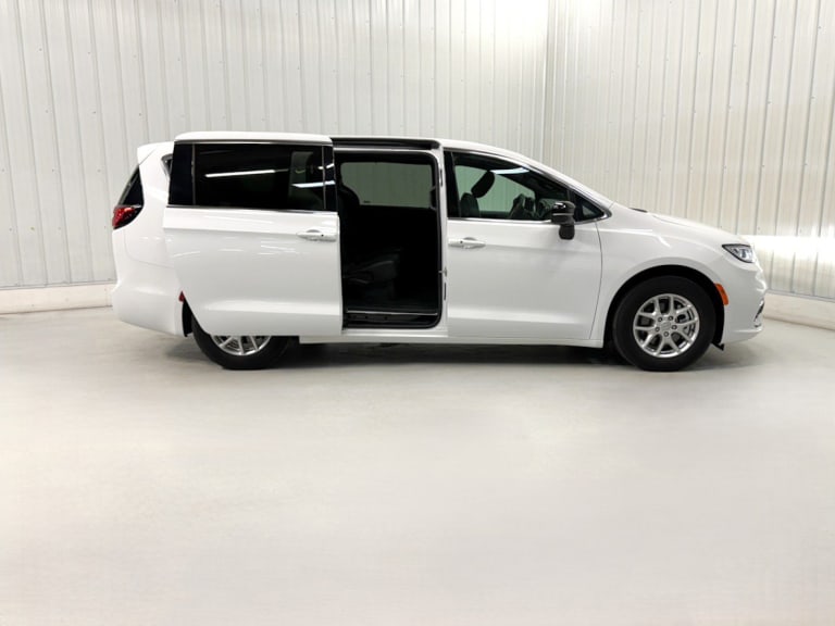 CHRYSLER PACIFICA SELECT
