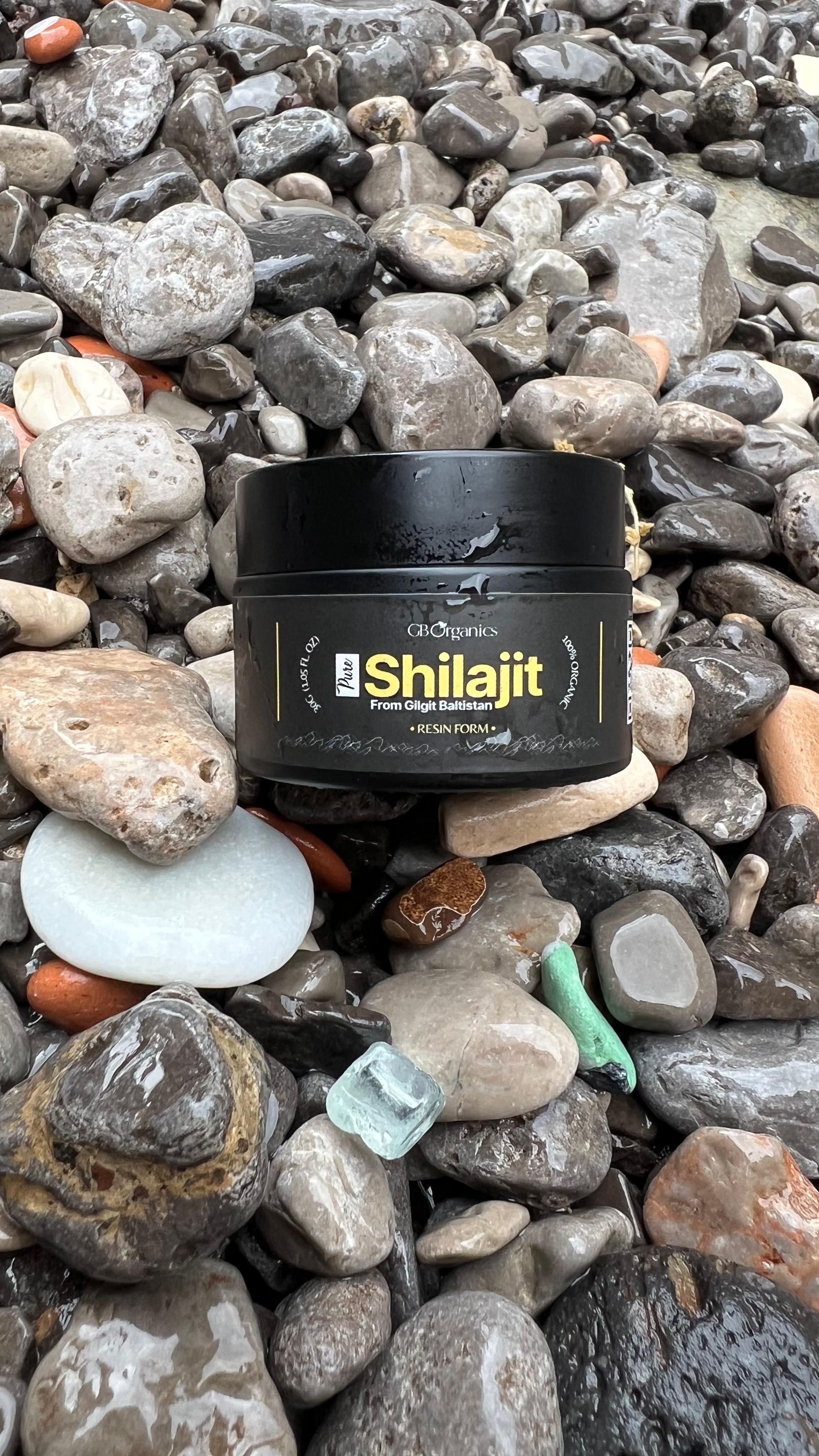 Detail textury Himálajského Shilajitu