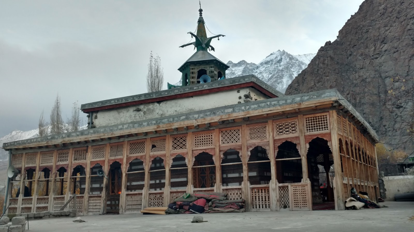 Chaqchan Mosque gallery image 1