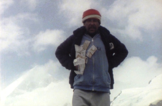 At 7,700 m, everyone else walked away