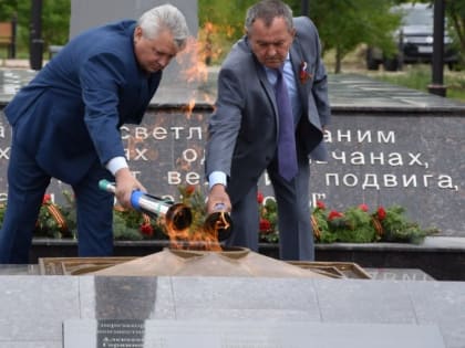 В Грачевском округе торжественно зажгли Вечный Огонь