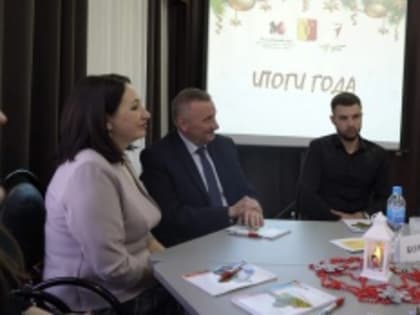 Сегодня на фестивале работающей и учащейся молодежи подвели итоги года в сфере реализации государственной молодежной политики Арзгирского округа