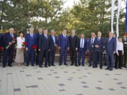 Торжественная церемония открытия бюста в Арзгирском районе