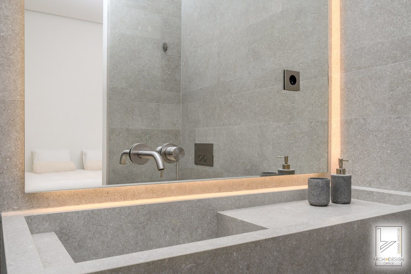 Master bathroom — Hovevei Zion, interior design by Hanna Saadoun, Talbiya, Jerusalem