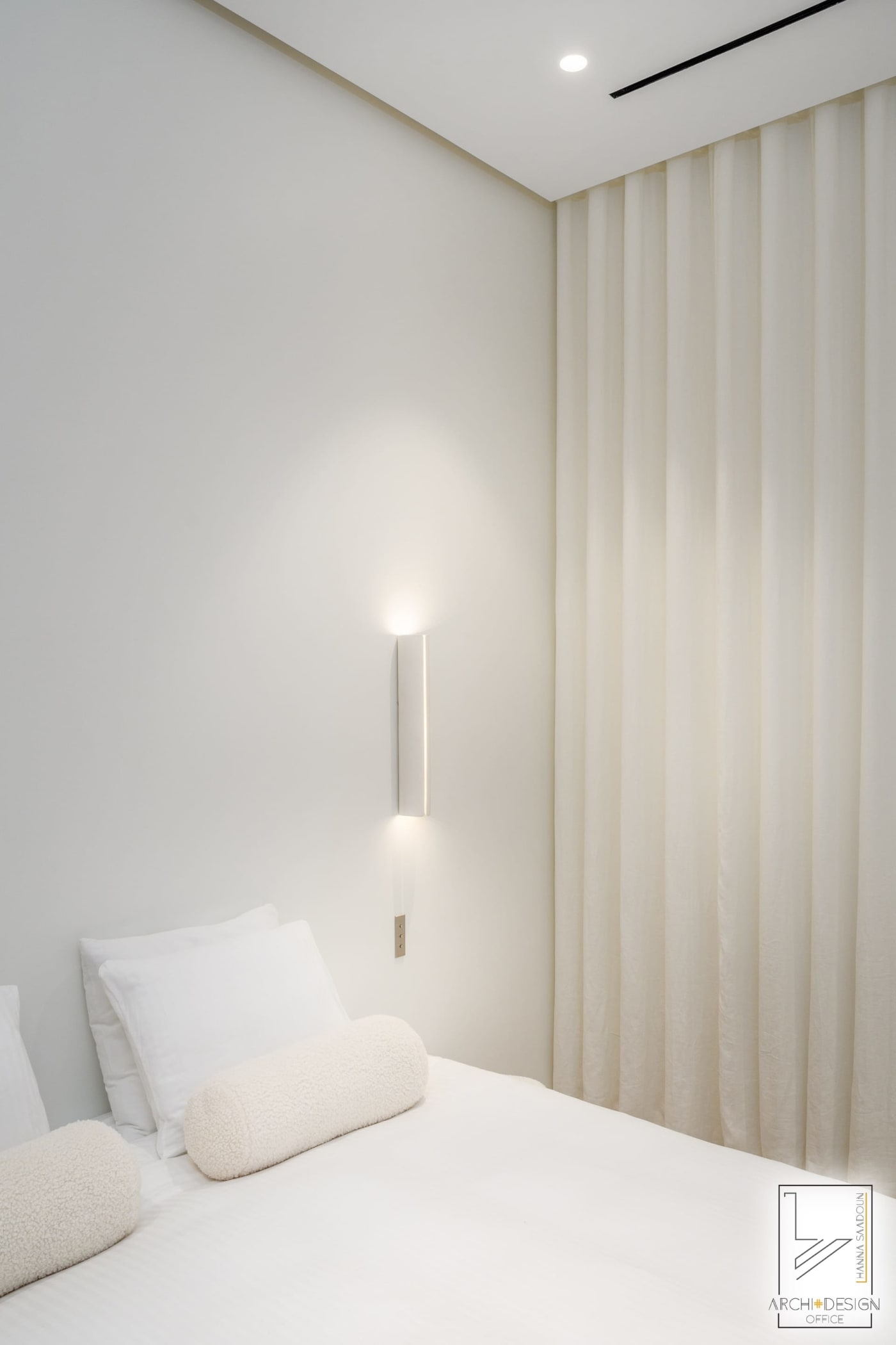 Master bedroom — Hovevei Zion, interior design by Hanna Saadoun, Talbiya, Jerusalem
